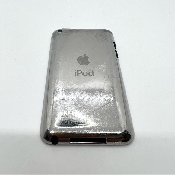 Apple iPod touch 4th Generation - Black (8 GB) A1367 Tested Works. - Picture 2 of 5